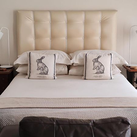 La Guesthouse Piet Retief ภายนอก รูปภาพ