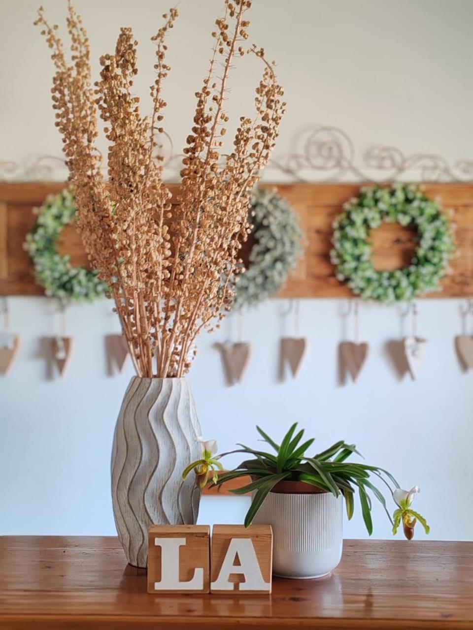 La Guesthouse Piet Retief ภายนอก รูปภาพ